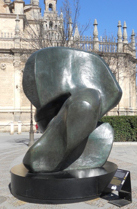 Henry Moore-1